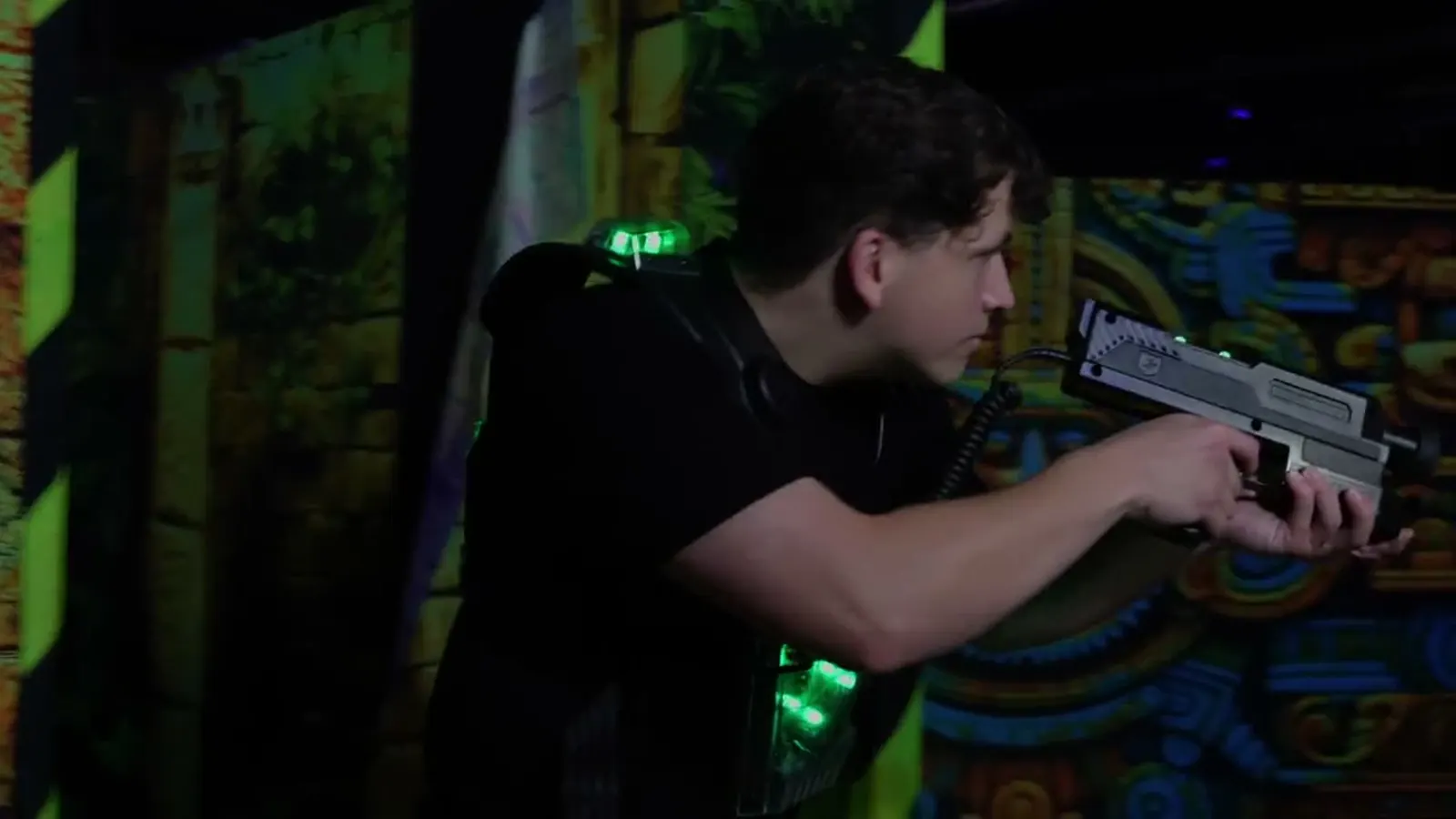 Lasertag, Laserplay, VEX VR, Birdly & Escape Rooms bei Funderground Troisdorf